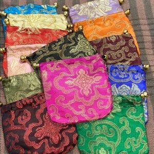 🎀Set of 5 assorted color Jewelry pouches